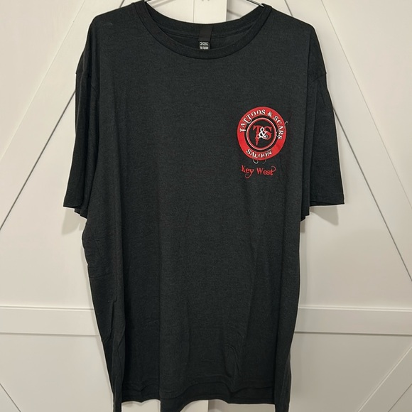 Great t-shirt from the famous bar in key west XXL in grey. Excellent condition - Picture 1 of 6